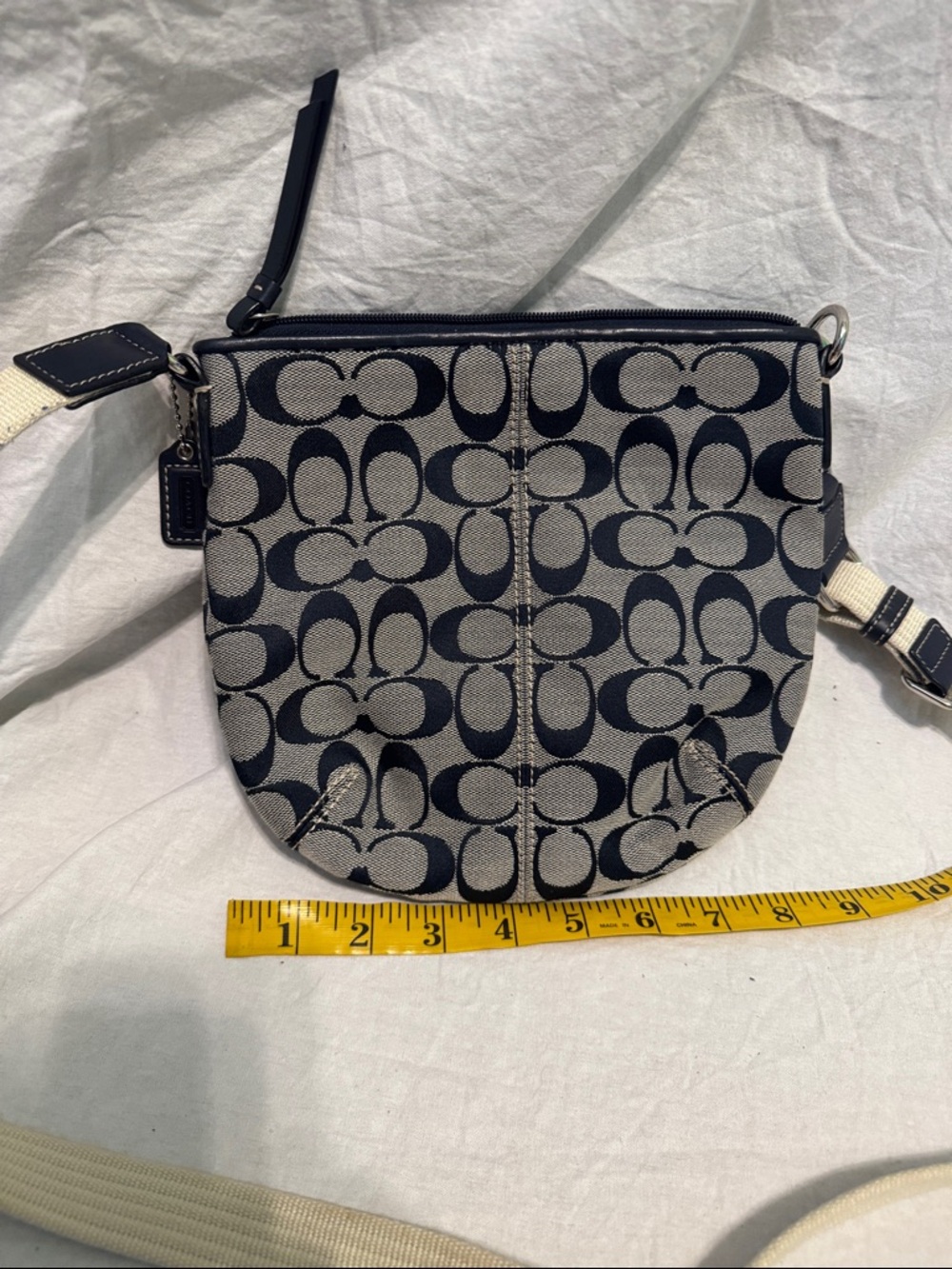 Coach Signature Canvas Crossbody in Navy and Chalk